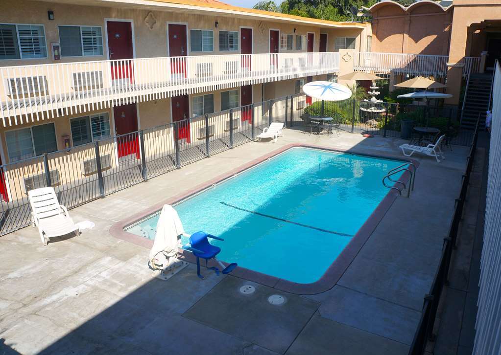 Dream Motel 2*