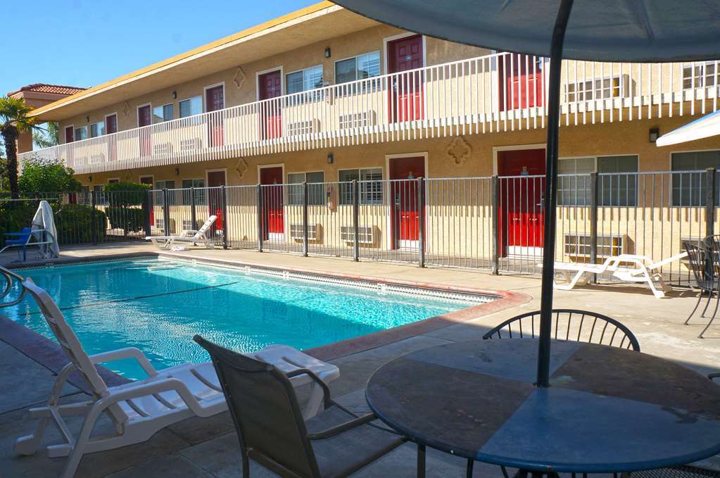 Dream Motel 2*